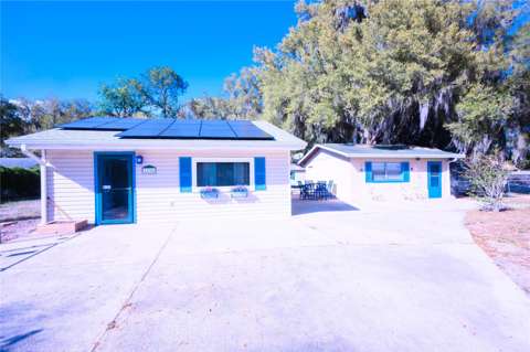 1198 Cr 464, home for sale in Lake Panasoffkee 33538