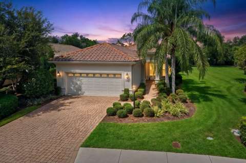 7118 Westhill Court, home for sale in Bradenton 34202