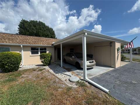 652 Park Circle, home for sale in Bradenton 34207