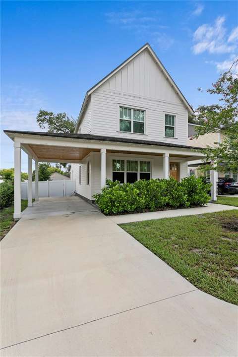 213 W Elm Street, home for sale on W Elm Street