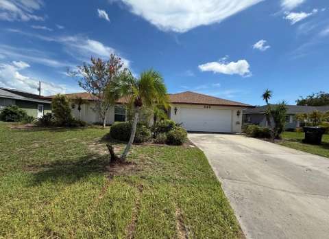 386 Pineview Drive, home for sale on Pineview Drive