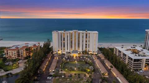 2425 Gulf Of Mexico Drive #8C, home for sale in Longboat Key 34228
