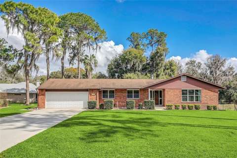 111 Cardinal Lane, waterfront for sale in Eustis