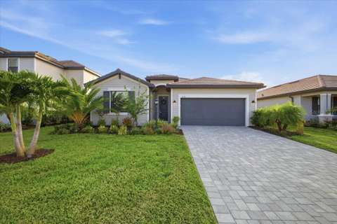 5250 Coral Reef Way, home for sale in Lakewood Ranch 34211