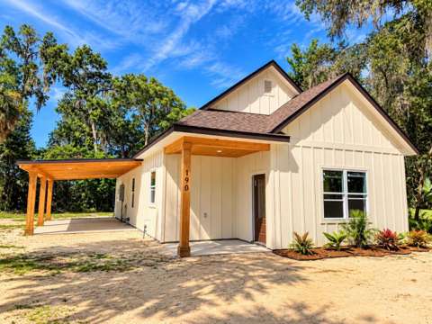 190 NW 2Nd Street, starter home for sale in Williston
