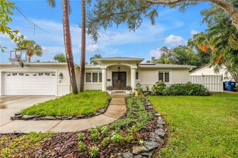 146 Giralda Boulevard, 4-bedroom for sale in St. Petersburg