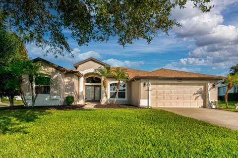 27303 Gingerbread Place, golf community for sale in Leesburg