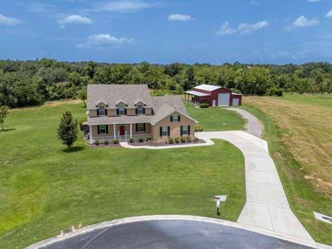 8703 Alafia Hills Drive, golf community for sale in Plant City
