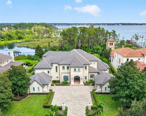 6113 Grosvenor Shore Drive, 4-bedroom for sale in Windermere