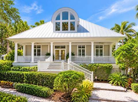 8846 Fishermens Bay Drive, home for sale in Sarasota 34231