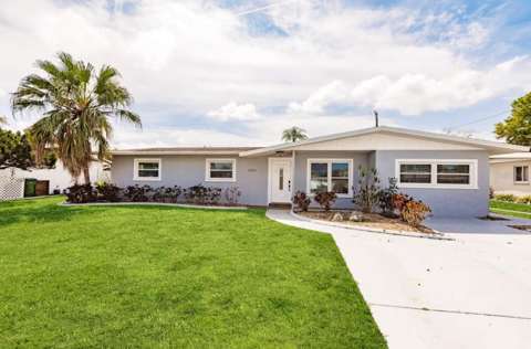 2801 23Rd Avenue, 4-bedroom for sale in Bradenton