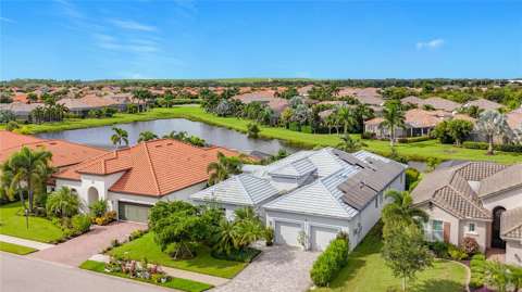 10307 Eastwood Drive, waterfront for sale in Bradenton