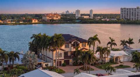 7851 9Th Avenue, 4-bedroom for sale in St. Petersburg