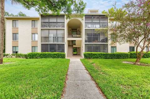 3232 Lake Pine Way #B1, home for sale in Tarpon Springs 34688