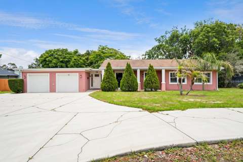 78 S Winter Park Drive, 4-bedroom for sale in Casselberry