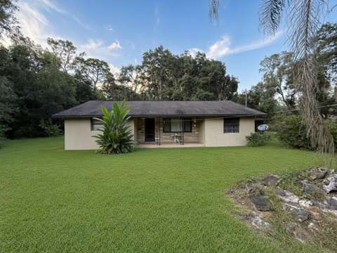 21145 Evergreen Court, starter home for sale in Mount Dora