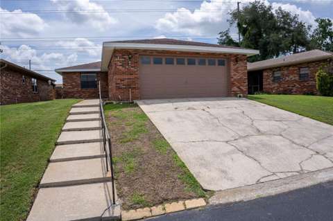 661 Lake Carolyn Circle, home for sale on Lake Carolyn Circle