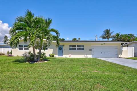 3672 Searobin Drive, $300k–$500k for sale in St. Petersburg