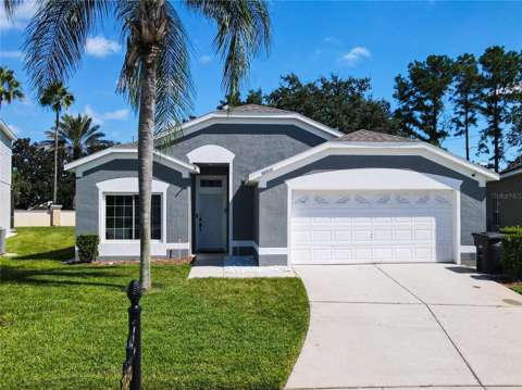 8050 King Palm Circle, $300k–$500k for sale in Kissimmee