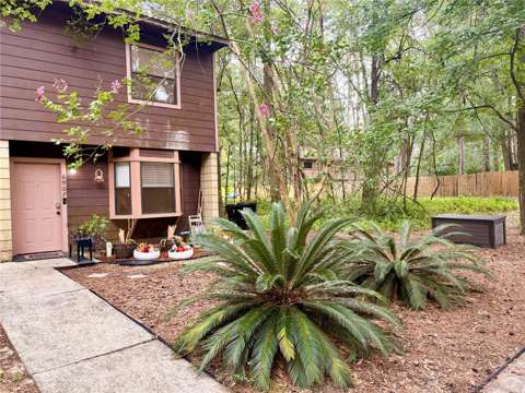 6907 SW 44Th Avenue, home for sale on SW 44Th Avenue