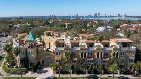 114 E Davis Boulevard #4, home for sale on E Davis Boulevard