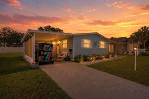 606 Tarrson Boulevard, golf community for sale in Lady Lake