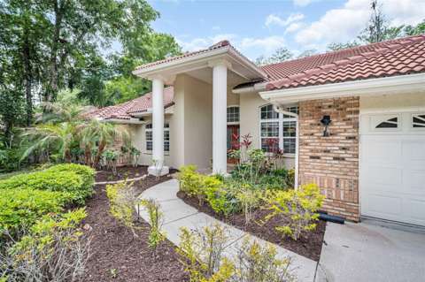1404 East Lake Woodlands Parkway, pool for sale in Oldsmar