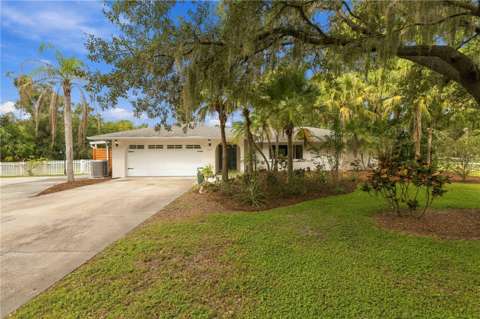 7402 Castle Drive, home for sale in Sarasota 34240