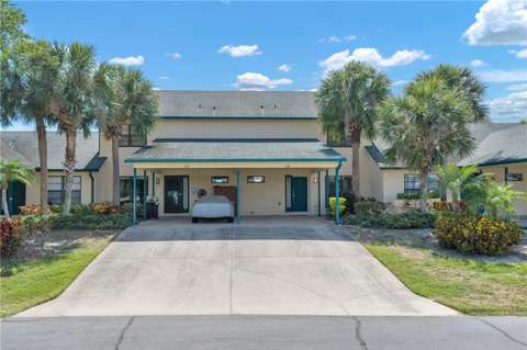 614 Yardarm Drive #7, starter home for sale in Apollo Beach