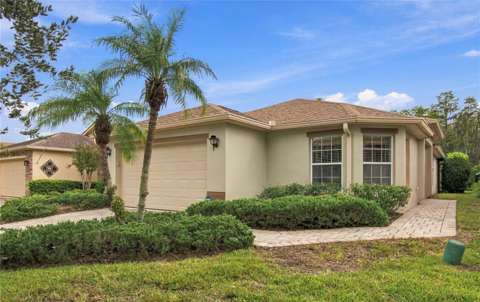 516 Grand Canal Dr, golf community for sale in Poinciana