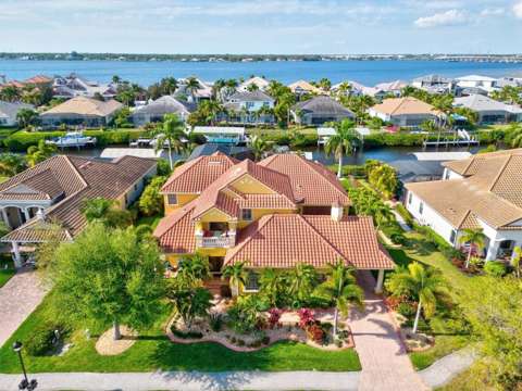 540 Fore Drive, home for sale in Bradenton 34208