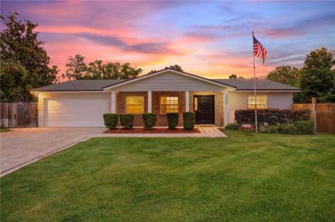 110 Devon Court, golf community for sale in Longwood
