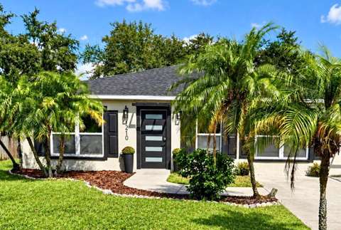 1210 Casa Bonita Avenue, home for sale in Ruskin 33570