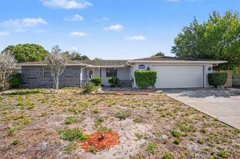 8006 Mimosa Drive, pool for sale in Port Richey