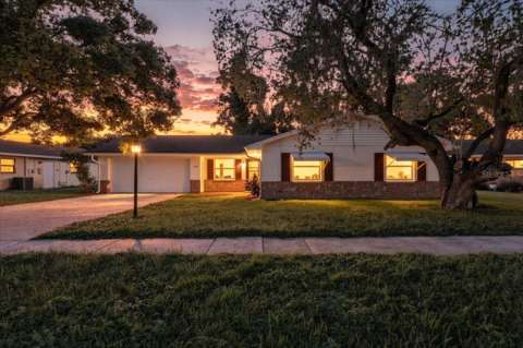 422 Duchess Drive, home for sale in Lakeland 33803