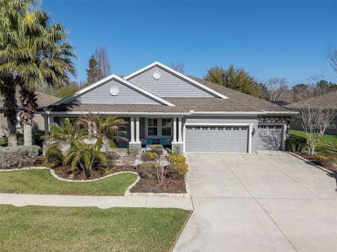 19419 Autumn Chase Court, pool for sale in Land O' Lakes