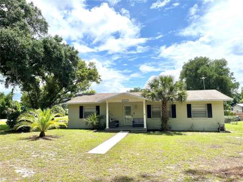 407 Poinsettia Avenue, pool for sale in Fruitland Park
