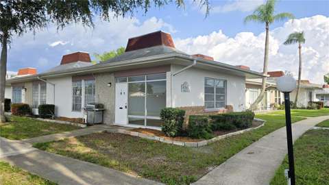 4365 Tahitian Gardens Circle #E, home for sale in Holiday 34691