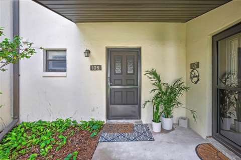 1637 SE Paradise Circle #106, $300k–$500k for sale in Crystal River
