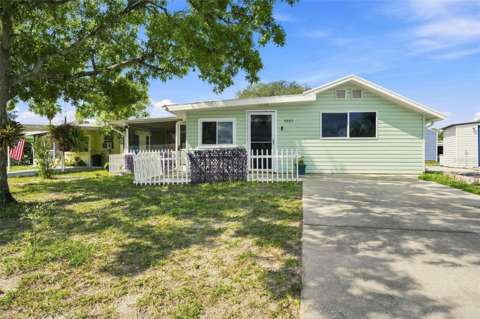 9483 Gray Fox Drive, home for sale in Weeki Wachee 34613