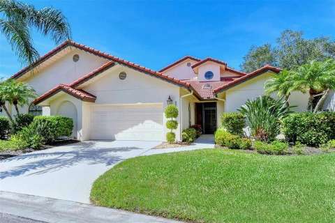 4543 Las Brisas Lane, gated community for sale in Sarasota