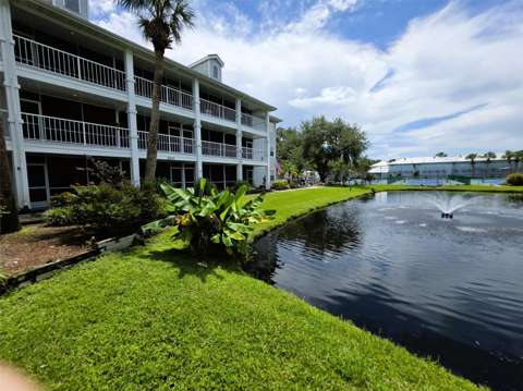 2210 Vista Del Sol Circle #502, golf community for sale in Lutz