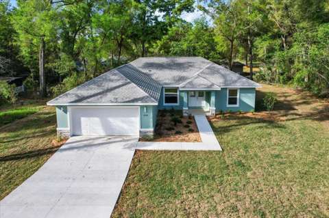 2396 W Fairway Loop, $300k–$500k for sale in Citrus Springs