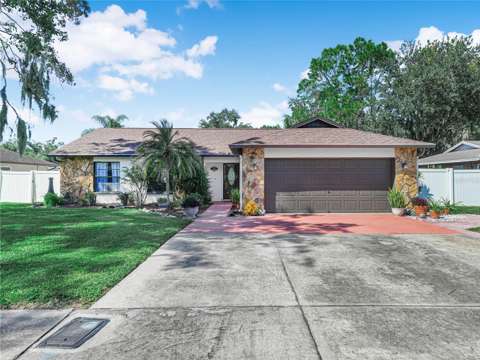 812 Sandalwood Drive, home for sale in Plant City 33563