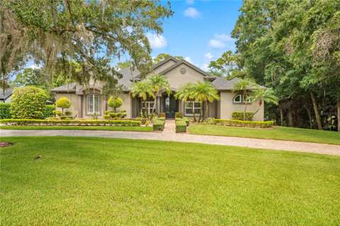 2805 Berwick Drive, home for sale in Tarpon Springs 34688