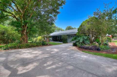 7 Lake Arrowhead Drive, home for sale in Winter Haven 33880