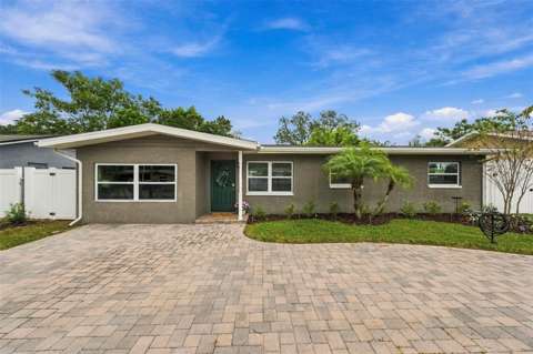 620 Palm Place, home for sale in Safety Harbor 34695