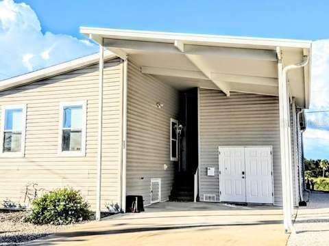 822 S Waterway, home for sale on S Waterway