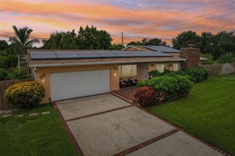 398 Colony Point Road, luxury home for sale in St. Petersburg