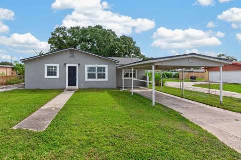 725 Strain Boulevard, 4-bedroom for sale in Lakeland